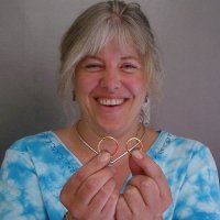 couple with their rings